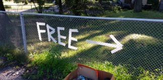 ¿Organizar una venta de garaje? ¡Es una excelente idea! organizar una venta de garaje