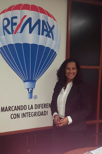 Entrevista a Elizabeth Martínez – Directora de la Escuela de Formación Inmobiliaria