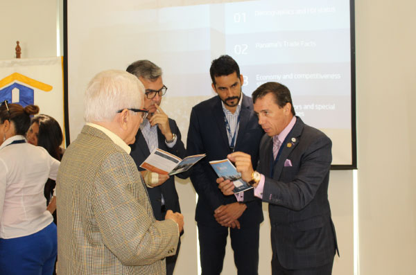 Misión Comercial de REALTORS del Estado de la Florida visita Panamá