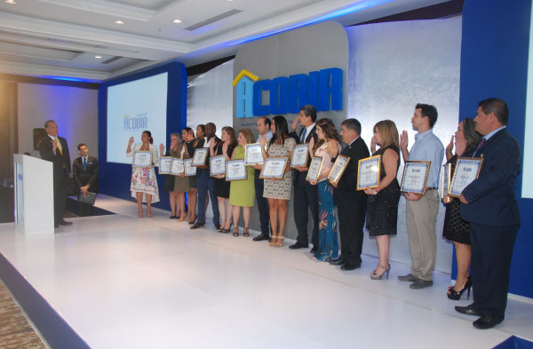 Acto de toma de posesión de la nueva junta directiva de Acobir periodo 2018