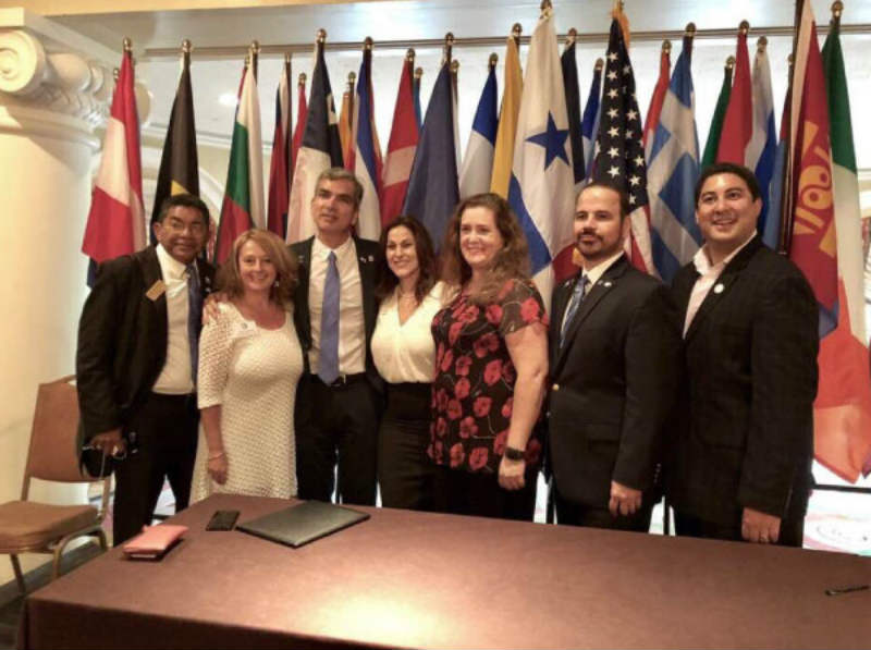 Acobir firma memorando de entendimiento con la Asociación Regional de Realtors del Valle del Sudeste Memorando de Entendimiento